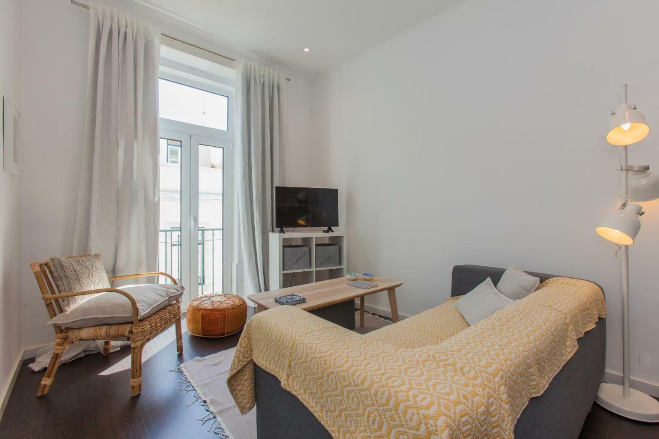 Typical Light Filled Graca Apt W Ac, By Timecooler Lisboa Exteriör bild