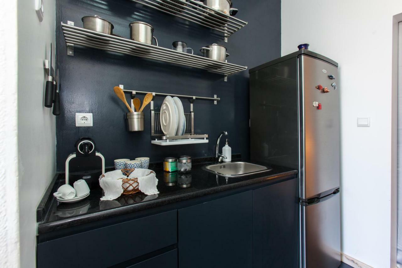 Typical Light Filled Graca Apt W Ac, By Timecooler Lisboa Exteriör bild