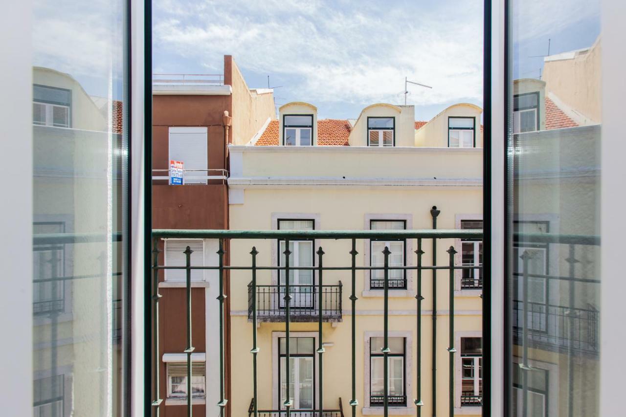Typical Light Filled Graca Apt W Ac, By Timecooler Lisboa Exteriör bild