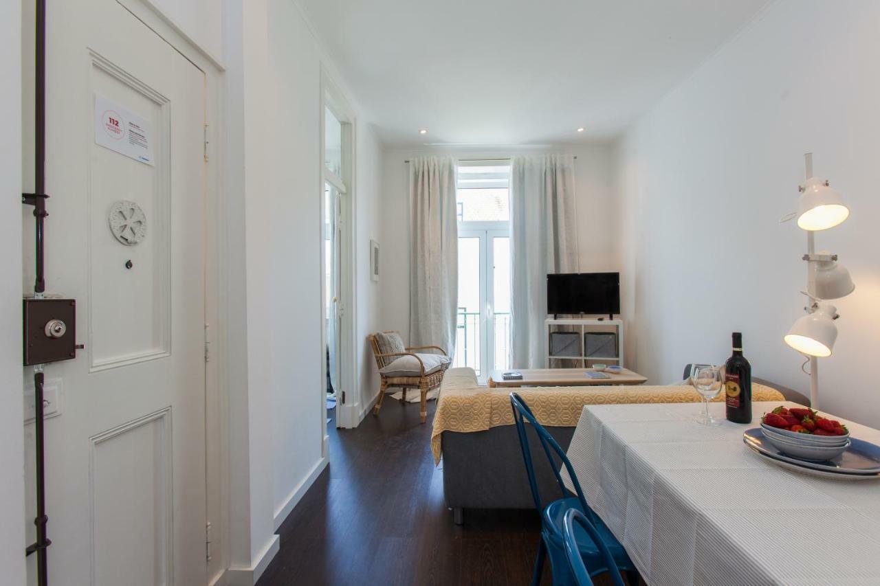 Typical Light Filled Graca Apt W Ac, By Timecooler Lisboa Exteriör bild